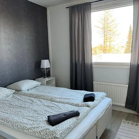 Kustaan Nelioe *